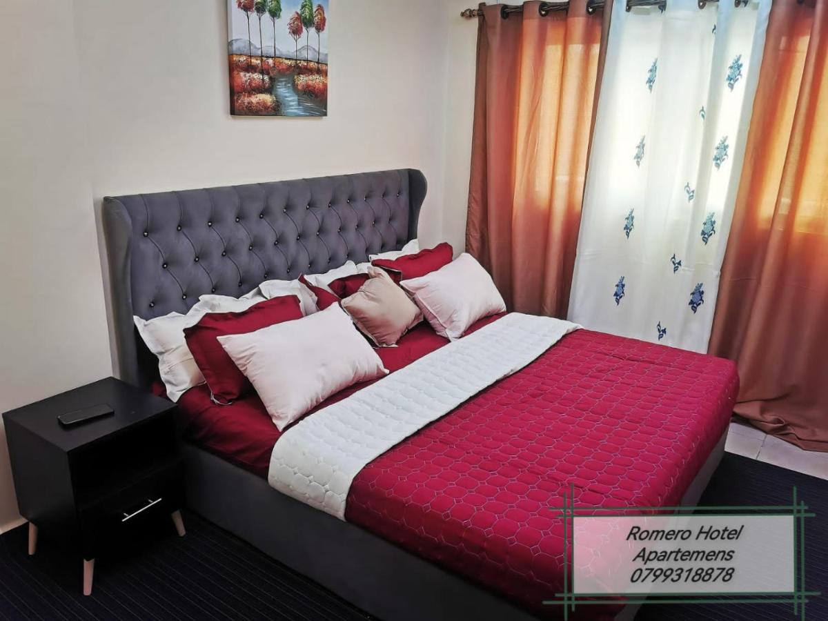 Romero Hotel Apartmens Aqaba Esterno foto